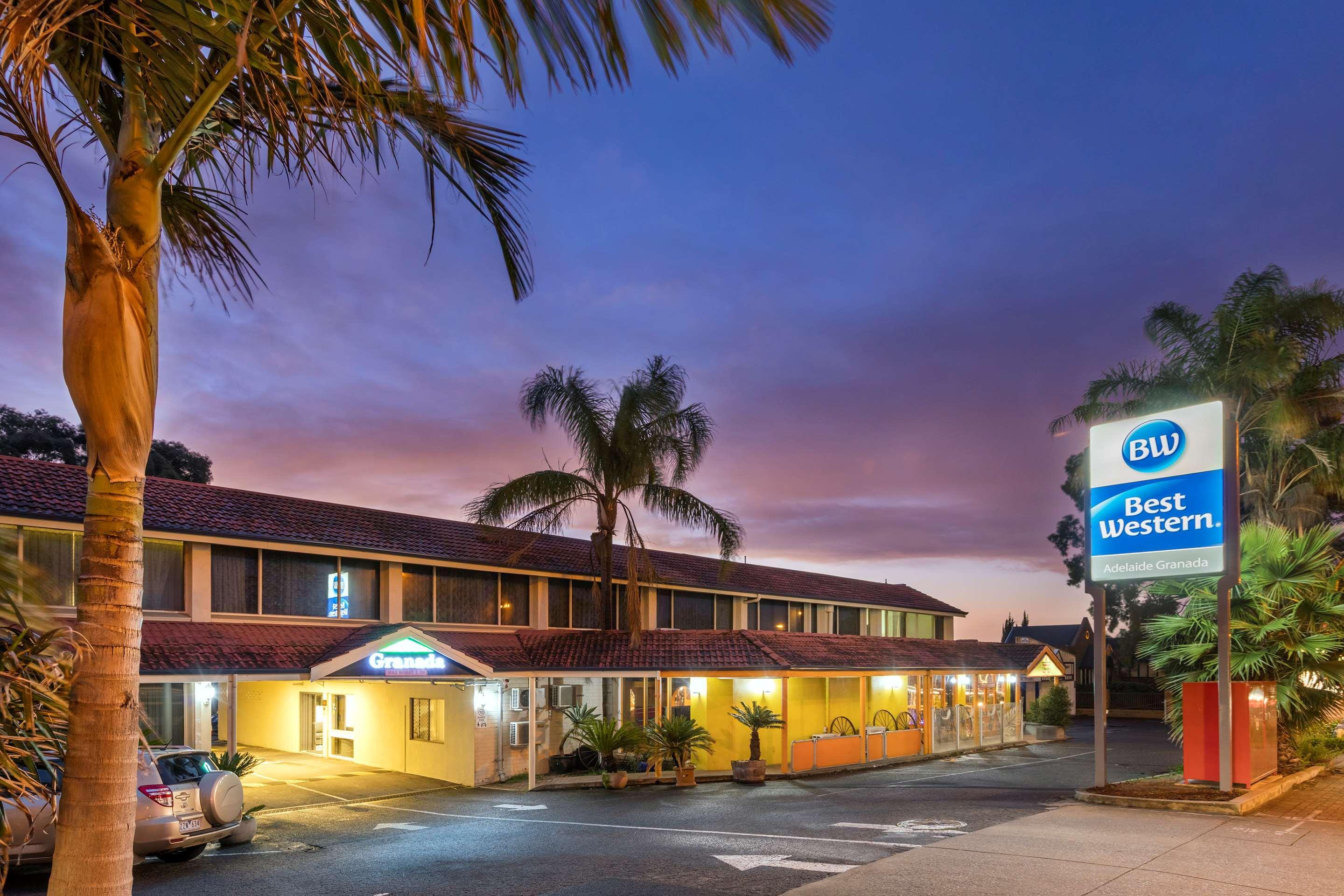 Best Western Plus Service Inn & Suites Lethbridge Dış mekan fotoğraf